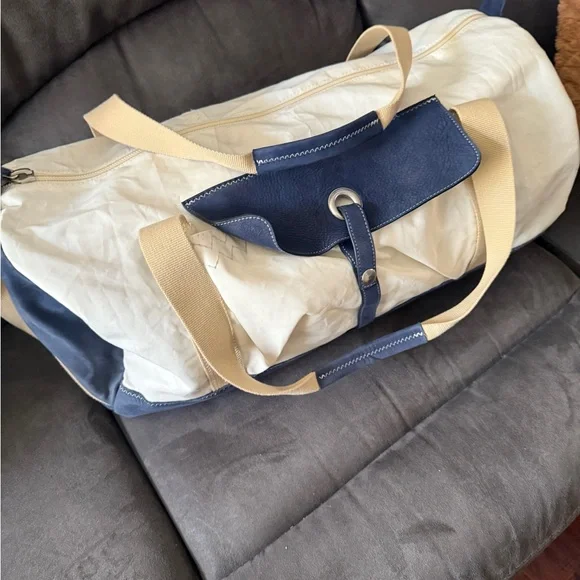 Onshore Duffel bagLes Grands Classiques Navy • recycled sail - Picture 7 of 10